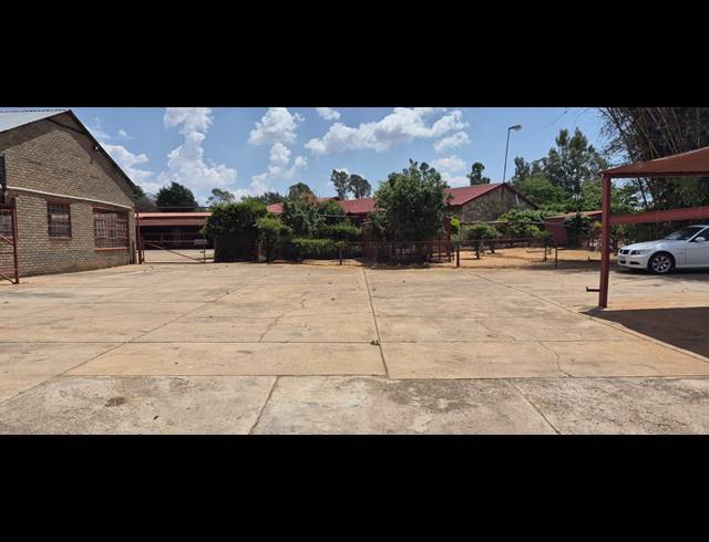 185M² WAREHOUSE TO LET IN DENNYDALE